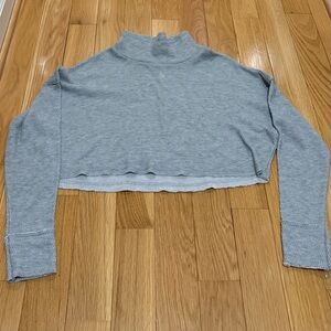 Stylish Gray Women's Crop Top